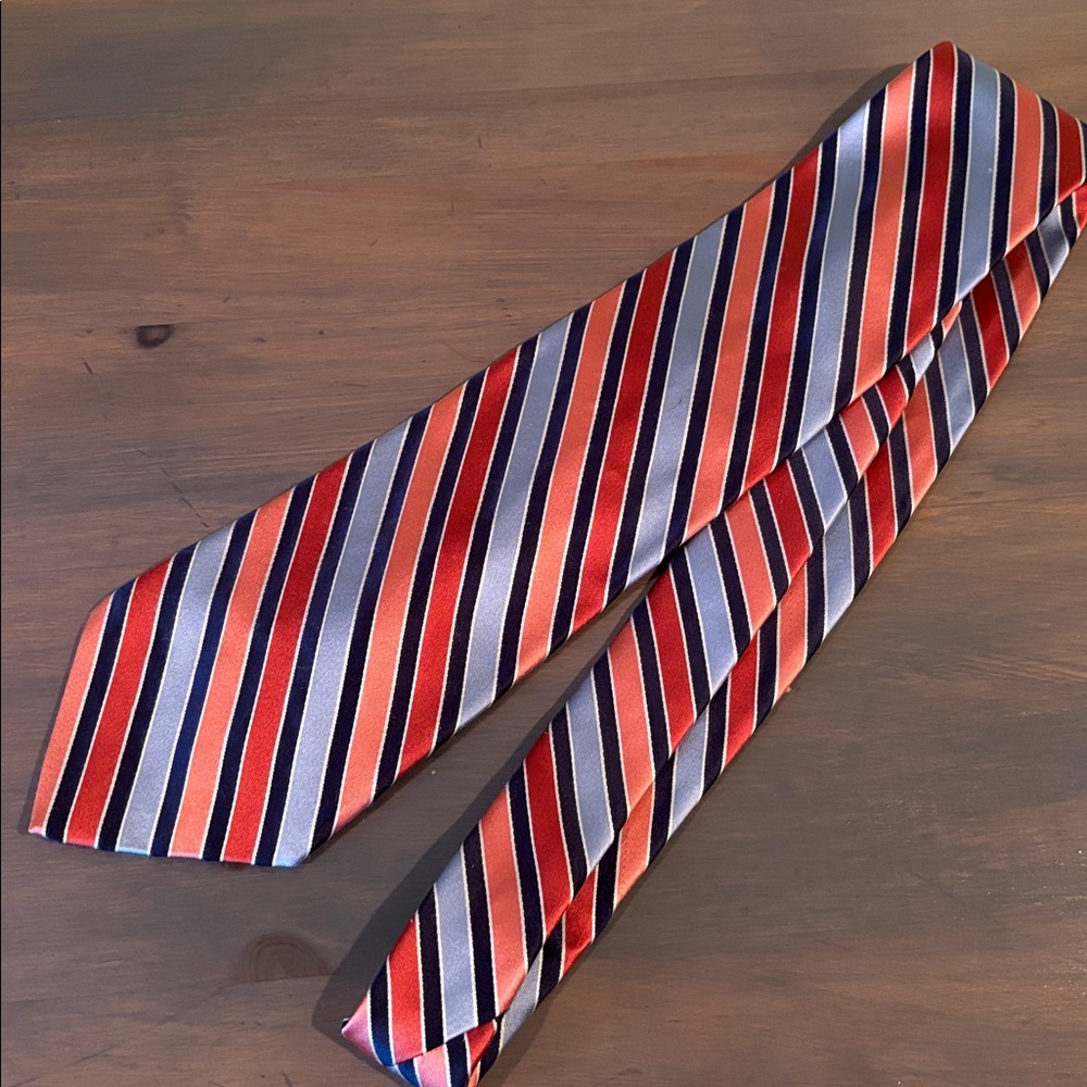 CLUB ROOM silk ties